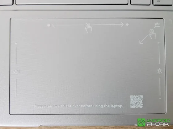 ASUS VivoBook S14 M3407HA el touchpad tiene funciones especiales