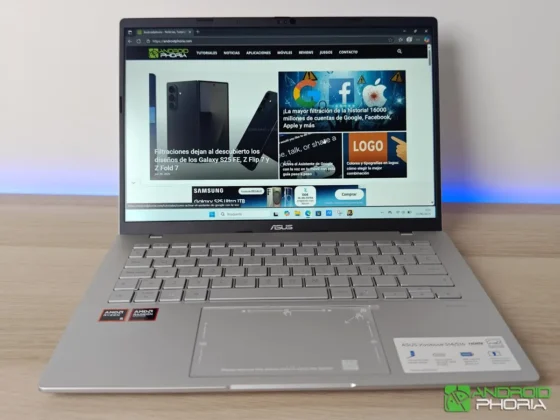 ASUS VivoBook S14 M3407HA es un portatil elegante y muy ligero