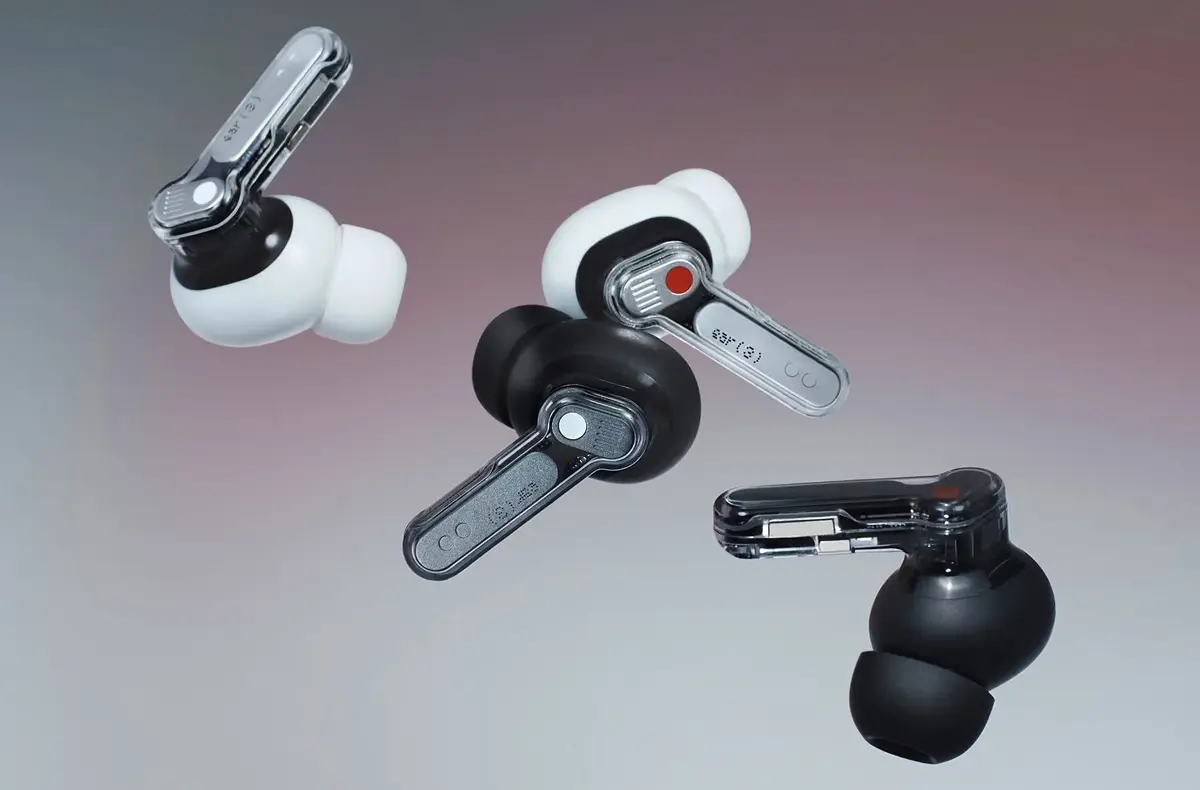 Los Nothing Ear 3 estrenan un estuche con microfonos y como usuario de los Ear 2 no le veo sentido