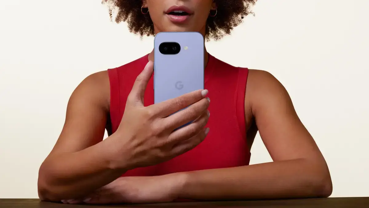 Google Pixel 9a mejor movil compacto calidad precio 2025