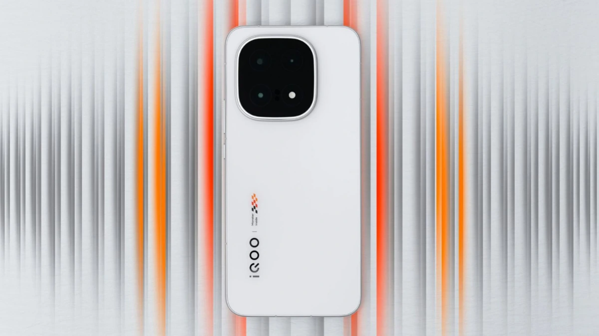 iQOO 15 pantalla sonido refrigeracion