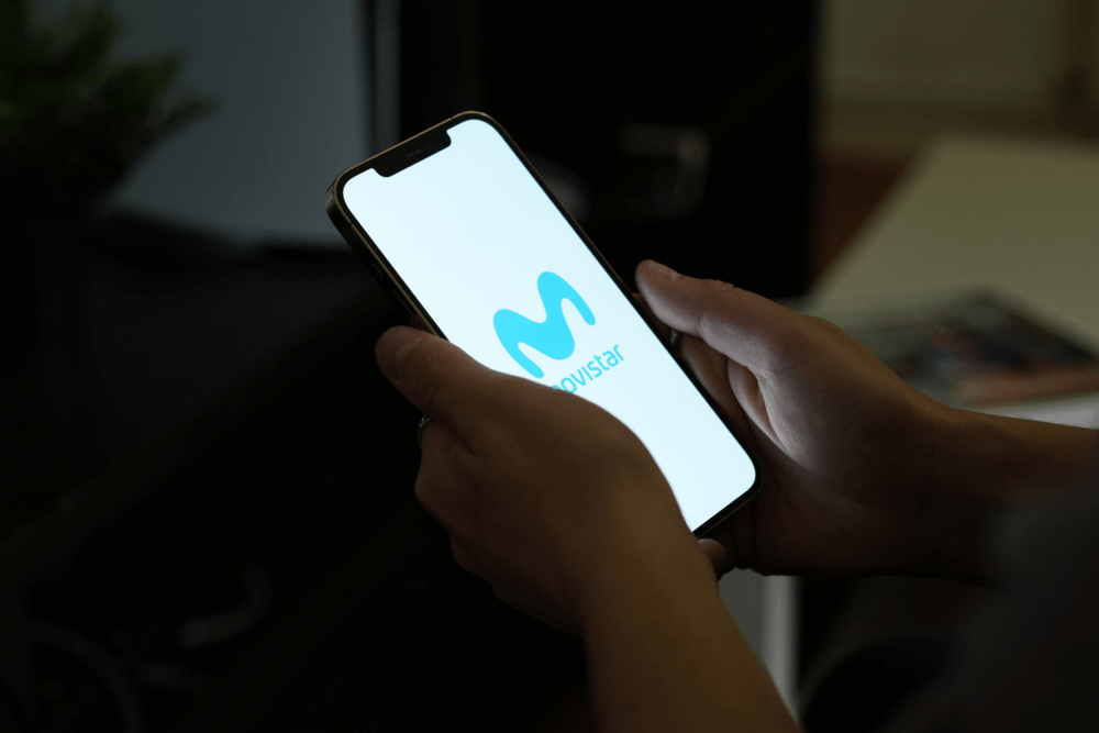 Imagen de un smartphone de Movistar
