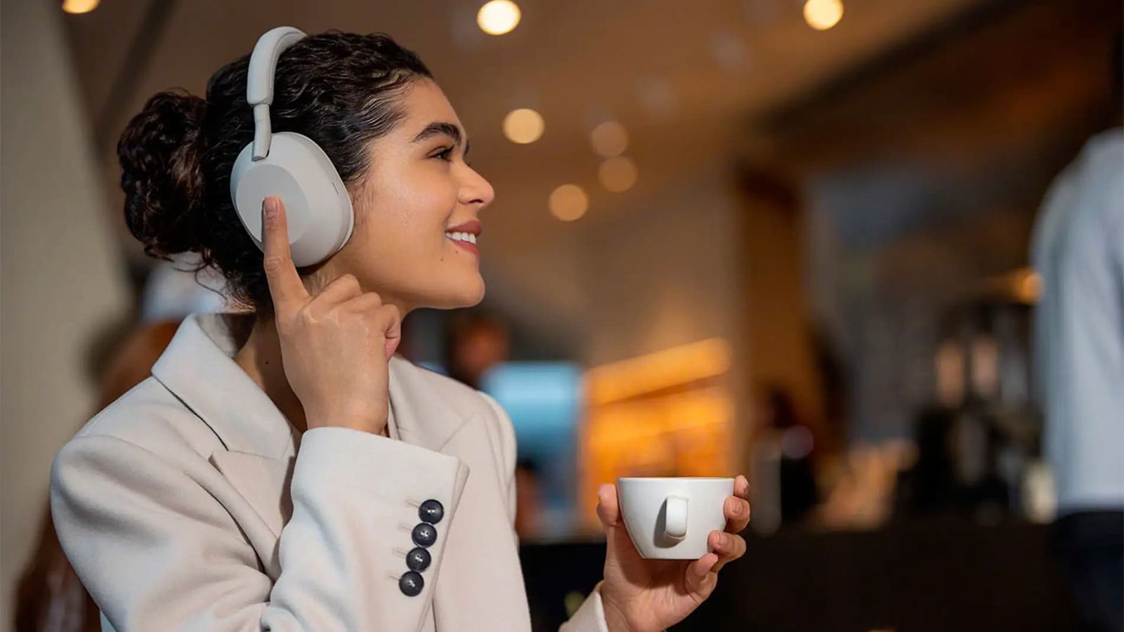 Estos cascos de Sony son una estupenda opción de compra, ya que son de los mejores en cancelación de ruido