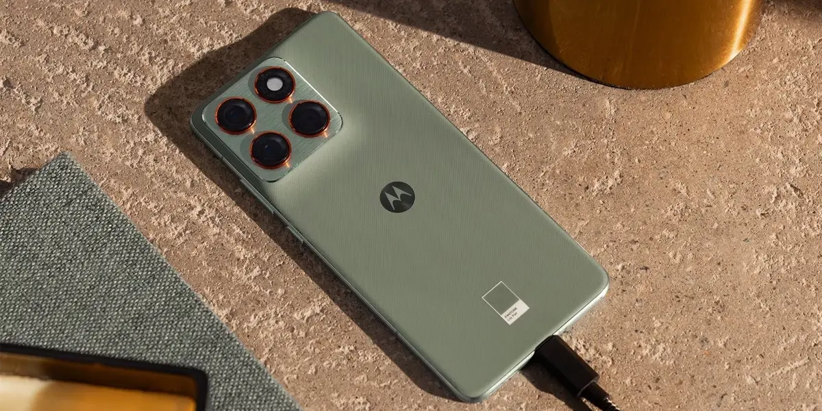 motorola edge 70 movil delgado mas resistente equilibrado