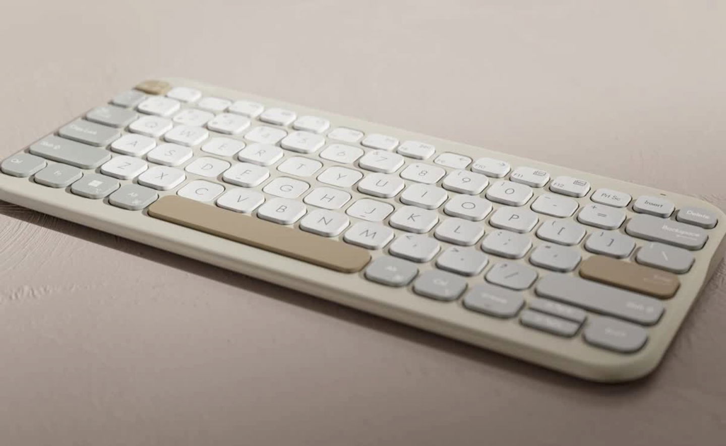 Este teclado de Asus es ergonómico y tiene una impresionante autonomía