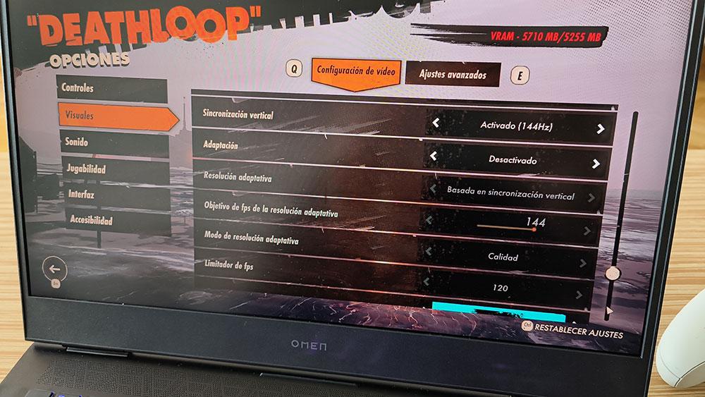 OMEN 16 de HP opciones de pantalla en Deathloop