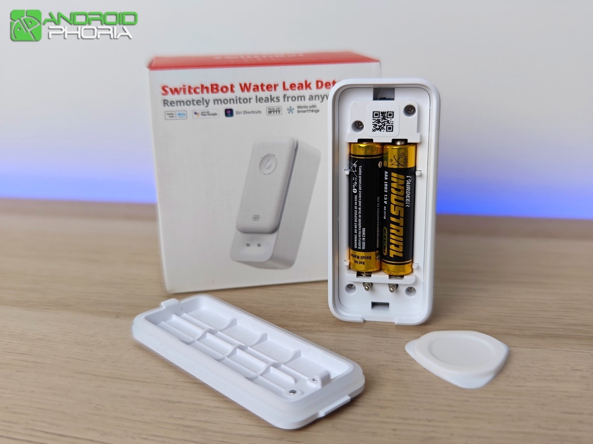 SwitchBot Water Leak Detector dos años de autonomia