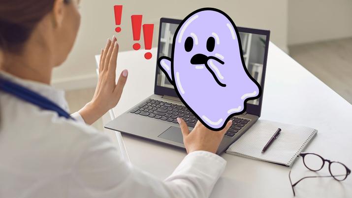 Un fantasma saliendo de la pantalla de un portátil