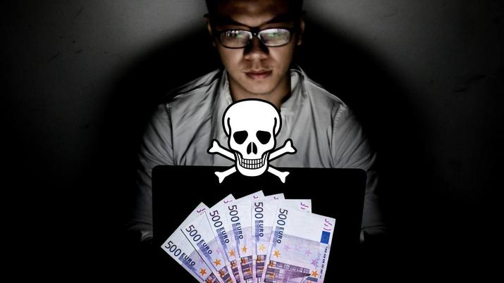 Un hacker frente al ordenador